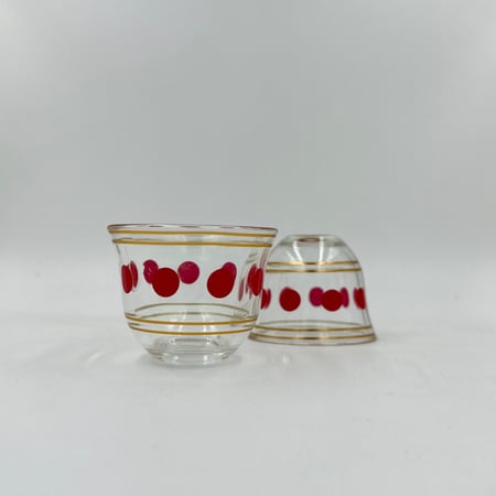 فنجال زجاج نقطة احمر 12حبة