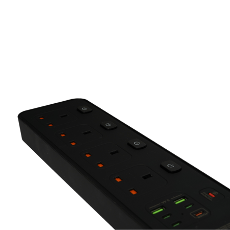 توصيلة كهرباء سوداء بها 4 مقابس UK و 6 منافذ شحن USB