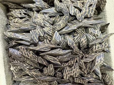 عود تايقر فتنامي فاخر