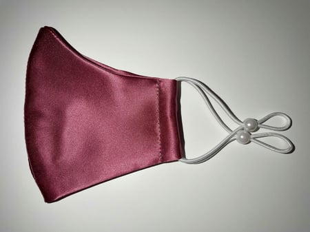 كمامه حرير بينك غامق