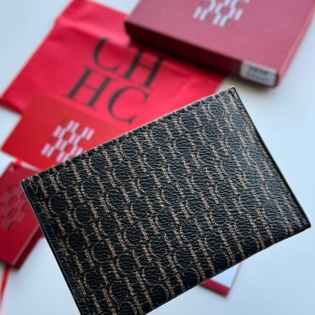 محافظ سي أتش درجه اولى مع الملحقات