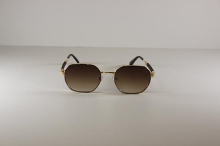 نظارة شمسيه Dior