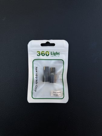 لمبات سقف كبس حبتين اللون كريمي (جودة عالية)