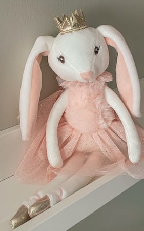 الأميرة بيلا