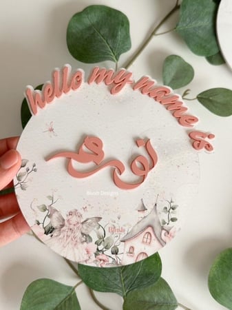 قطعة اسم اكريلك مع تصميم خارجي / مع كتابة اكريلك بارز