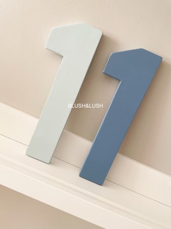 أرقام خشبية / الرقم واحد لعيد الميلاد الأول