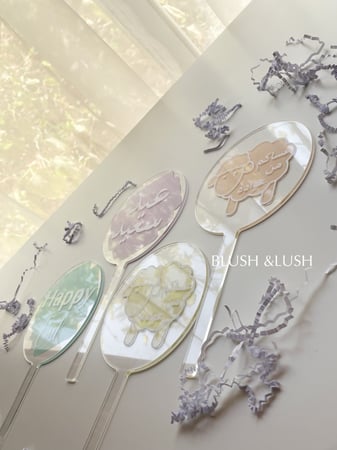 تغريسات العيد الملونة/ تغريسات كيك اكريلك واكسسوار للتصوير في آن  واحد / المجموعة الملونة