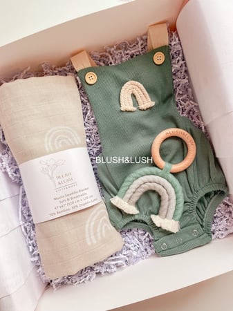 لفة الرينبو الكريمية/Rainbow Creamy swaddle