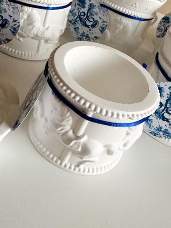 علب اليونيكورن الكونكريت