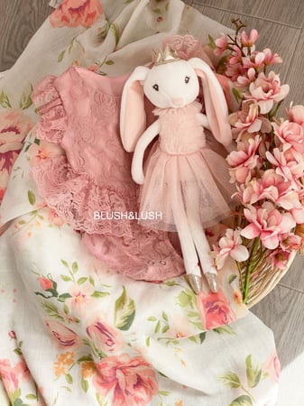 لفة زهرية /Floral Swaddle