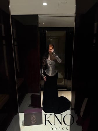 فستان خامة جاكار مع جوخ بتفاصيل فاخرة ولمسة شتوية راقية