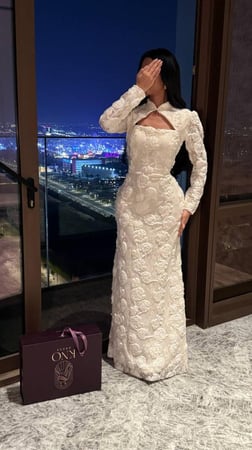 فستان سهرة دانتيل فاخر بورود ثلاثية الأبعاد