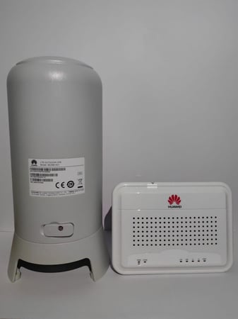 راوتر  هواوي B2368-A01 4G LTE  مع لاقط شبكة
