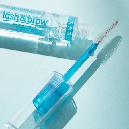 مسكره جل شفاف اسنس الاصلي