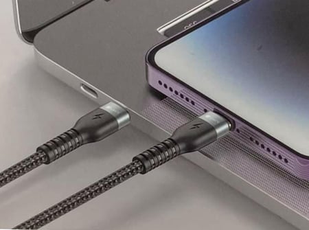 سلك شاحن لايتنج