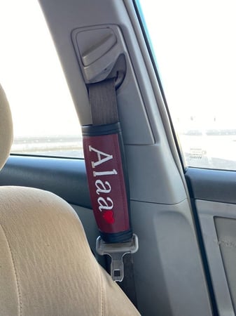 مسكة حزام الامان الوان متعدده وراقيه