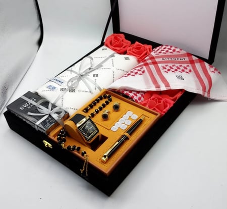 بوكس رجالي جفنشي مع التغليف