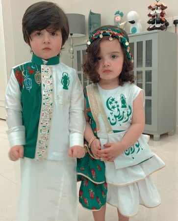 سديري وفستان حسب اختيارك