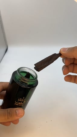 اوقية عود طبيعي