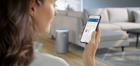 منقي هواء ذكي هيبا من سلسلة بيور بروتكت 4200 من فيليبس، لغرف بمساحة حتي 156 م2، كربون نشط، 5 سرعات، وضع النوم، قفل للأطفال، متصل بالهواء + تحكم عن طريق تطبيق، لون سوبر نوفا سيلفر