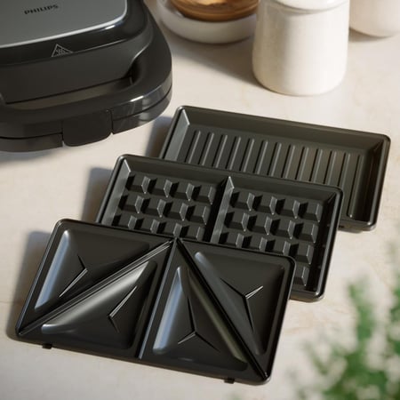 فيليبس ماكينة صنع الساندوتشات من فيليبس سلسلة 5000 - 750 وات، أطباق بانيني/وافل/ساندويتش، غير قابلة للالتصاق، مدمجة، ضوء مؤشر، أسود/فضي - HD2350/80