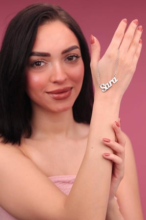 سلسال نسائي انيق