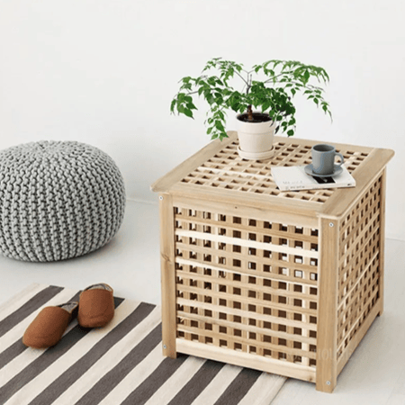 طاوله جانبية خشبيه مع مساحة تخزين