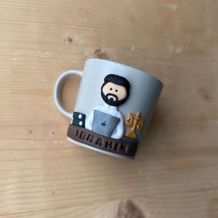 كوب محاماة (نسائي أو رجالي)