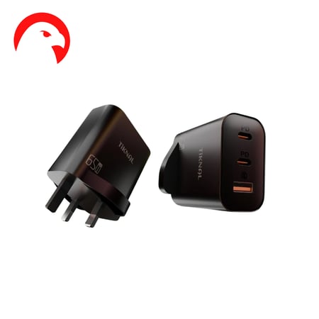 شاحن جداري تكنال 65 واط - شحن موثوق وسريع بمنافذ 2 Type-C و USB