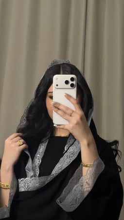 عبايه( N95 ) سودا مع دانتيل