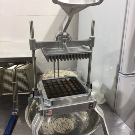 قطاعة الخس  الامريكية