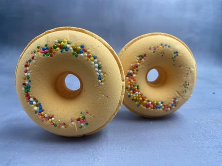 باث بومب دونات