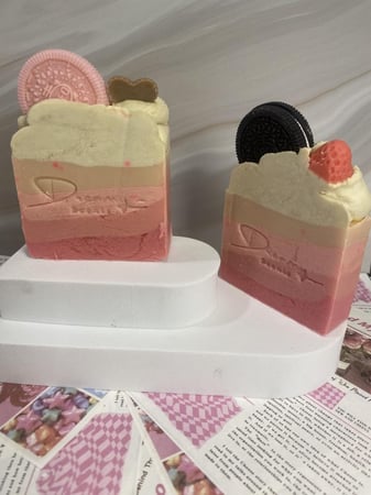 صابون طليعي بشكل تارت الفراولة