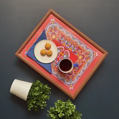 صينية تقديم مع وسادة مدمجة Mihver