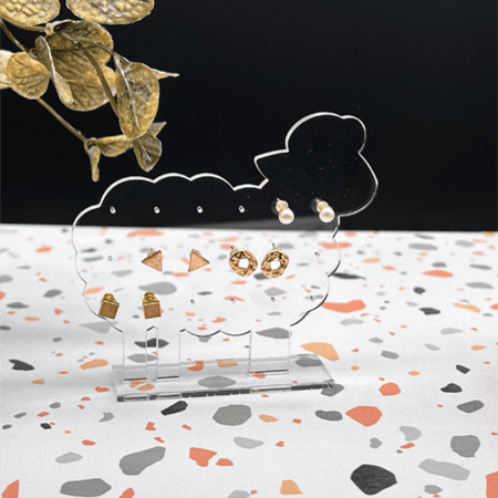 حامل أقراط اكريلك ( خروف العيد )