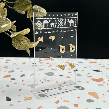 حامل أقراط اكريلك ( عام الإبل )