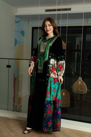 جلابية مخمل بتطريز عسيري وكلفة جنوبية تراثية وقماش الشالكي