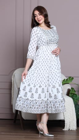 جلابية قطن موردة وقصيرة