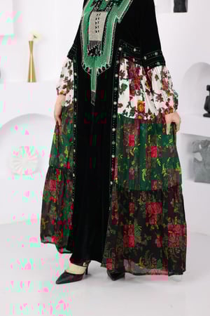 جلابية مخمل بتطريز عسيري وكلفة جنوبية تراثية وقماش الشالكي