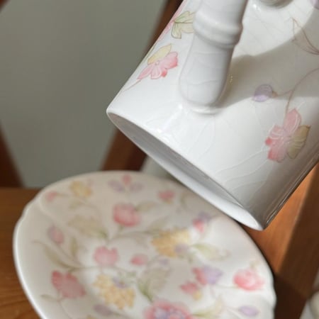 كوب فنتج ياباني من ماركة Nitto - تصميم زهري أنيق إصدار الثمانينات