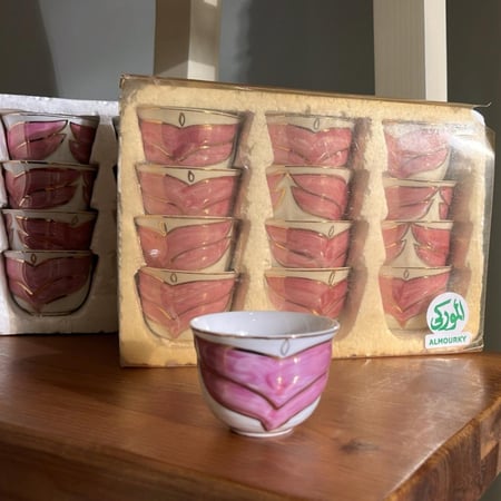 فناجيل اصدار قديم | ختم صيني أحمر