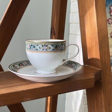 كوب فنتج من العلامة التجارية Maple، بتصميم Romance China المصنوع في اليابان