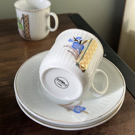 فنجان صيني اصدار قديم