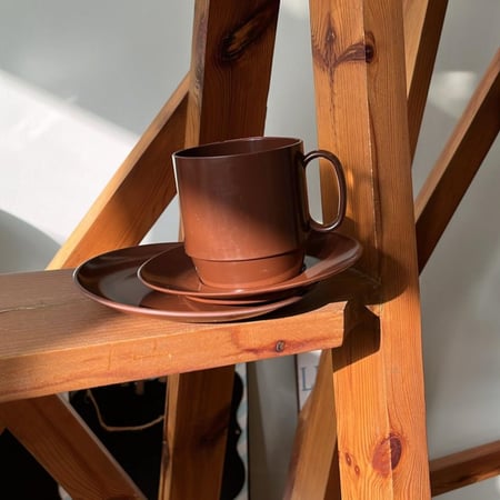 كوب وصحن صناعة أمريكية فنتج | من البلاستيك