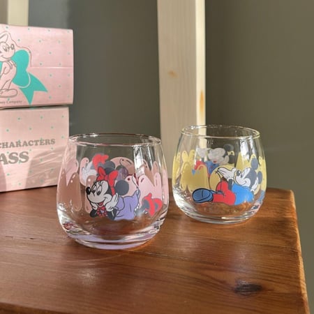 زجاج شخصيات ديزني فنتج ونادر | طقم من قطعتين | ديزني اليابان