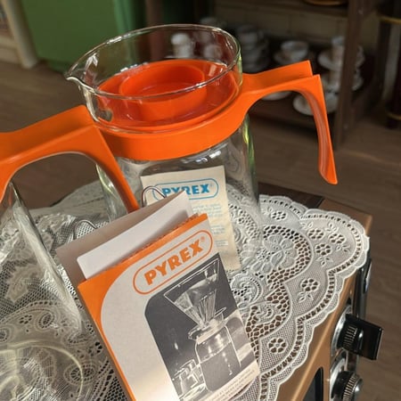 إبريق قهوة فنتج اصدار السبعينات من بايركس