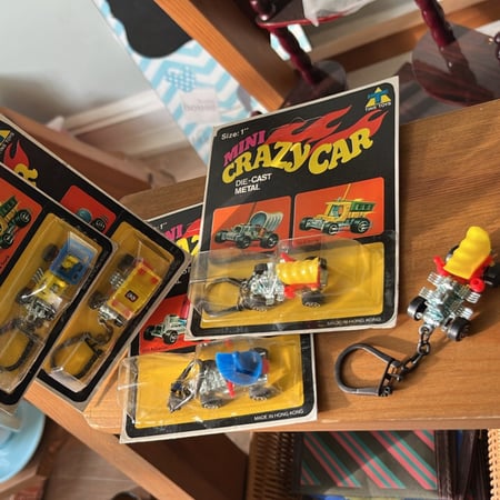 medal ، ميدالية " السيارة المجنونة " 1970s