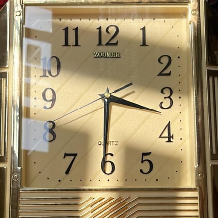 ساعة حائط فنتج صناعة تايوان