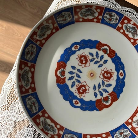 صحن صيني اصدار قديم