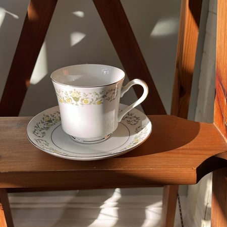 كوب ياباني فنتج من البورسلان الفاخر نمط FLORENTINE